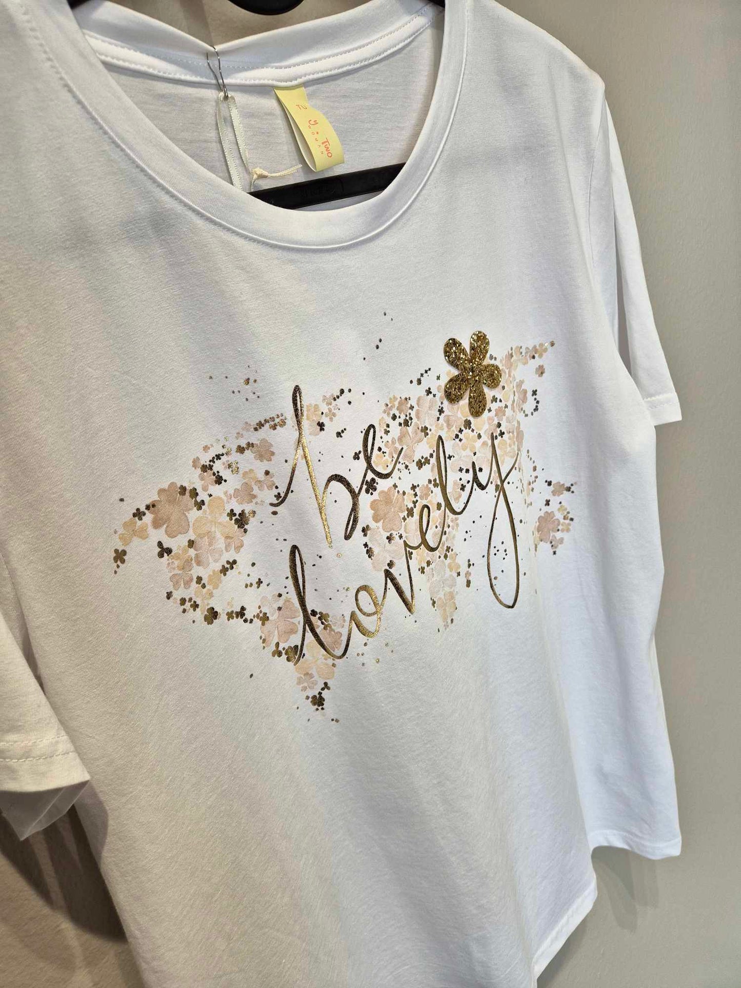 T-shirt - be lovely